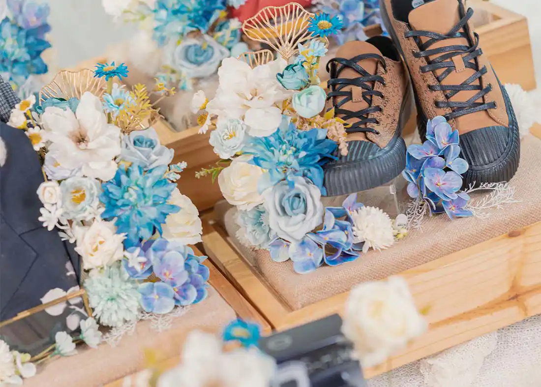 Kotak Hantaran Pernikahan Box Jati Belanda - Bunga Biru & Putih - Image 6